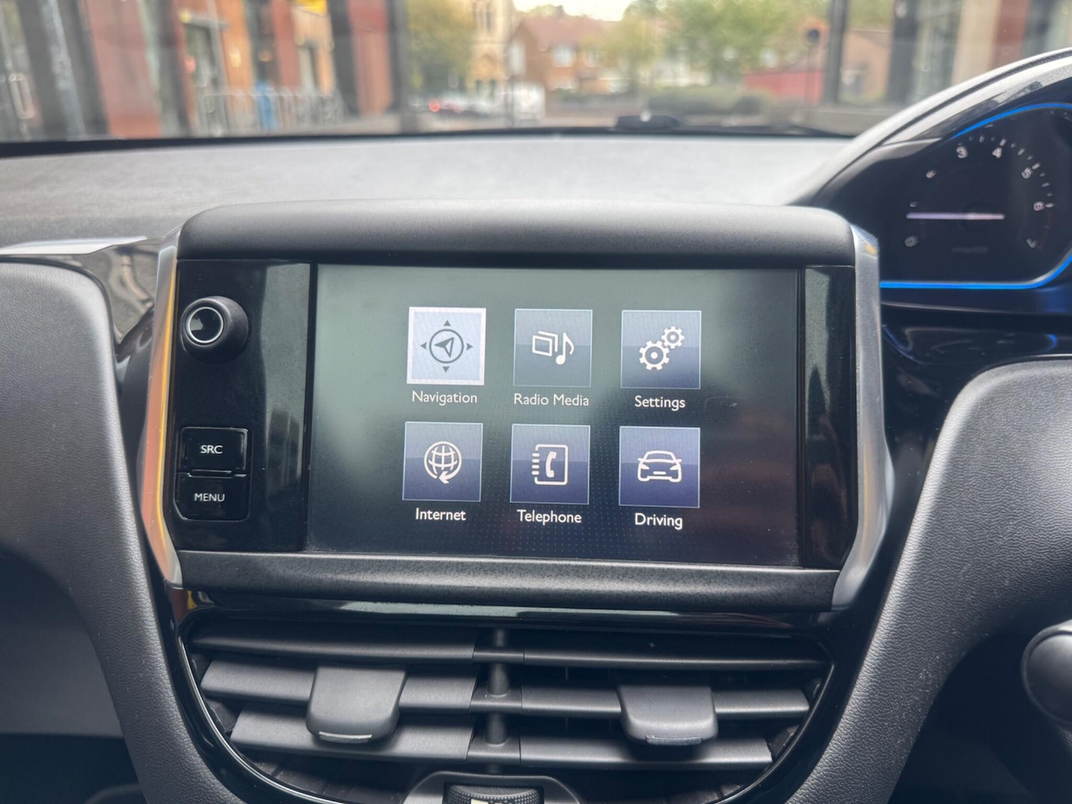 Used Peugeot 208 2015 for sale - 76522330: Photo 46