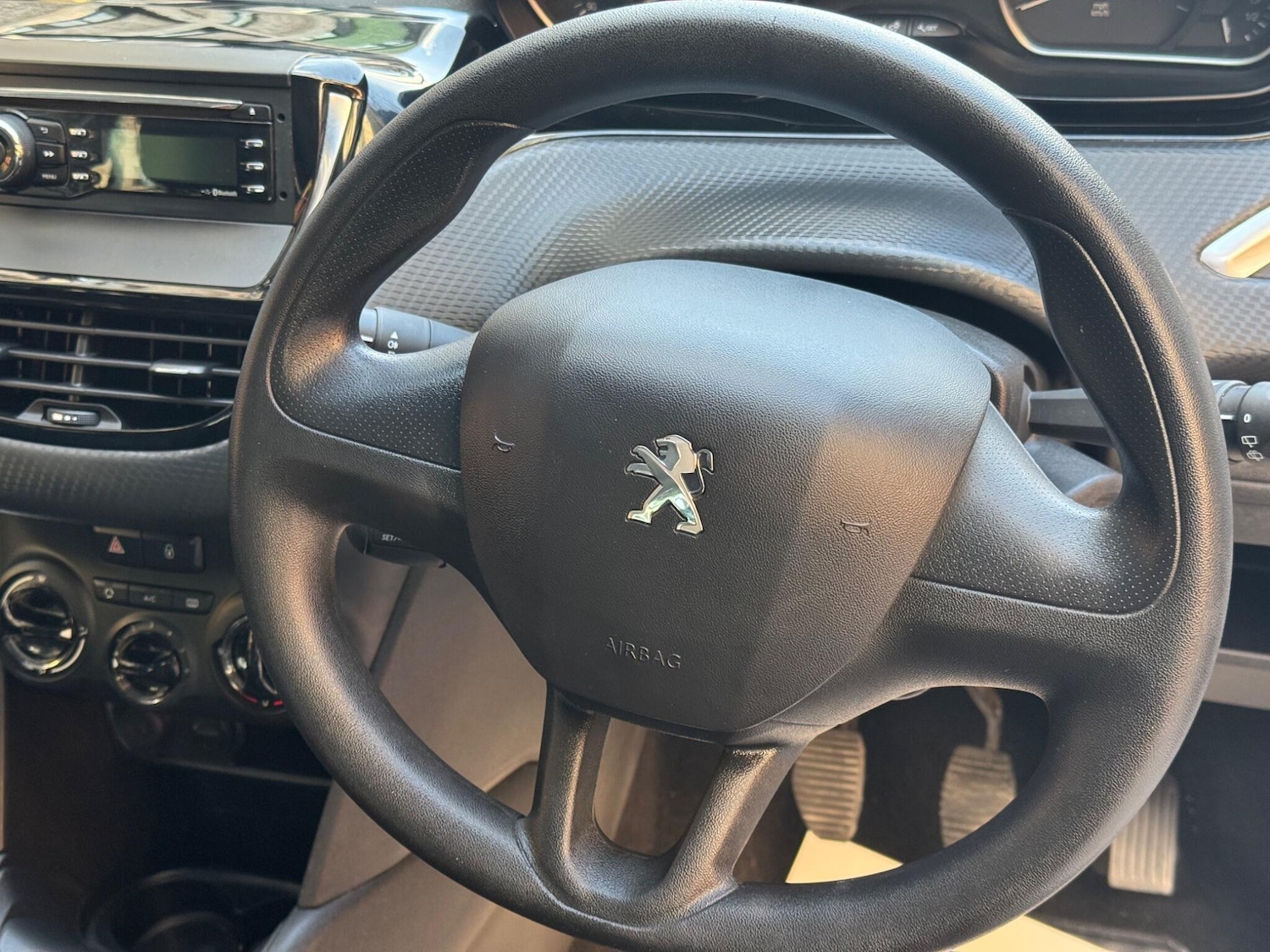 Vehicle 33
