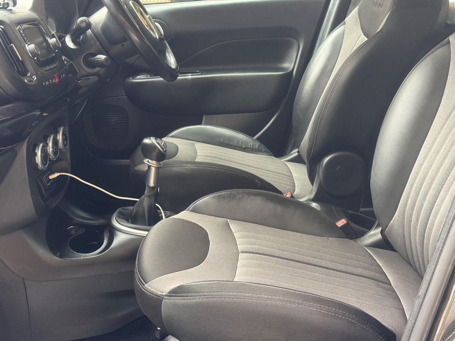 Used Fiat 500L for sale - 78141479: Photo 27