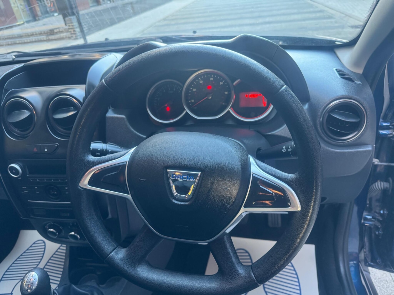 Used Dacia Duster 2017 for sale - 77021075: Photo 30