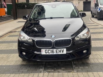 Used BMW 2 Series 2016 for sale - 76700643: Photo