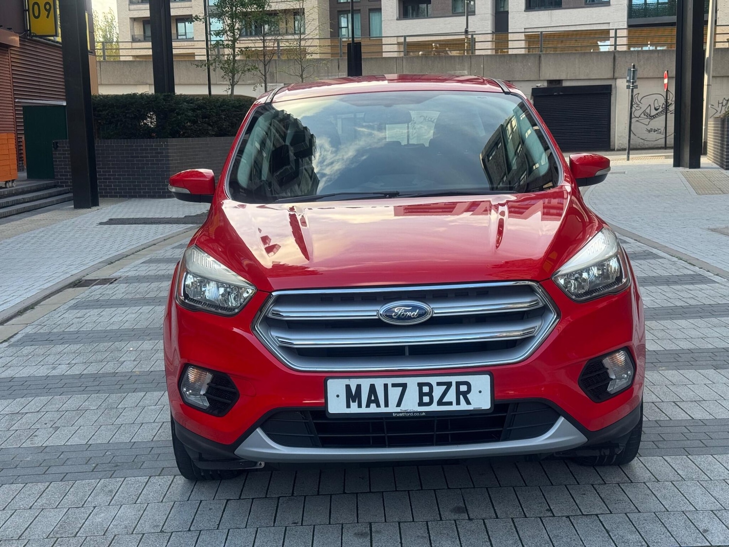 Used Ford Kuga 2017 for sale - 76425789: Photo 2
