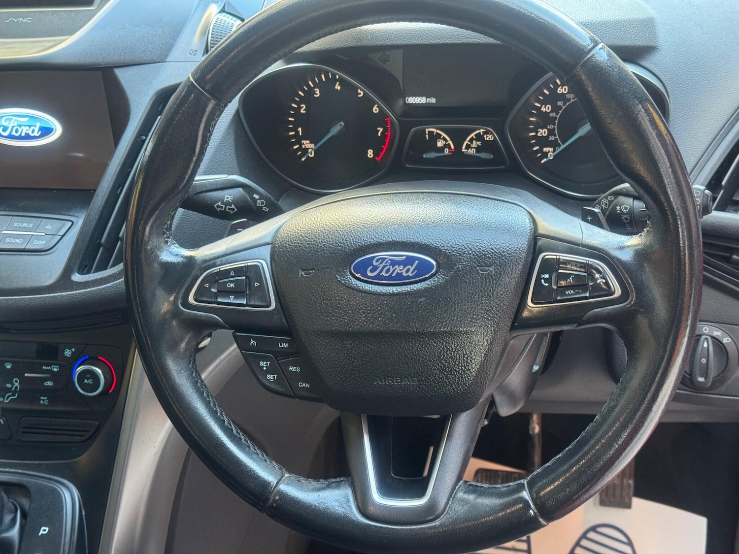 Used Ford Kuga 2017 for sale - 76425789: Photo 32
