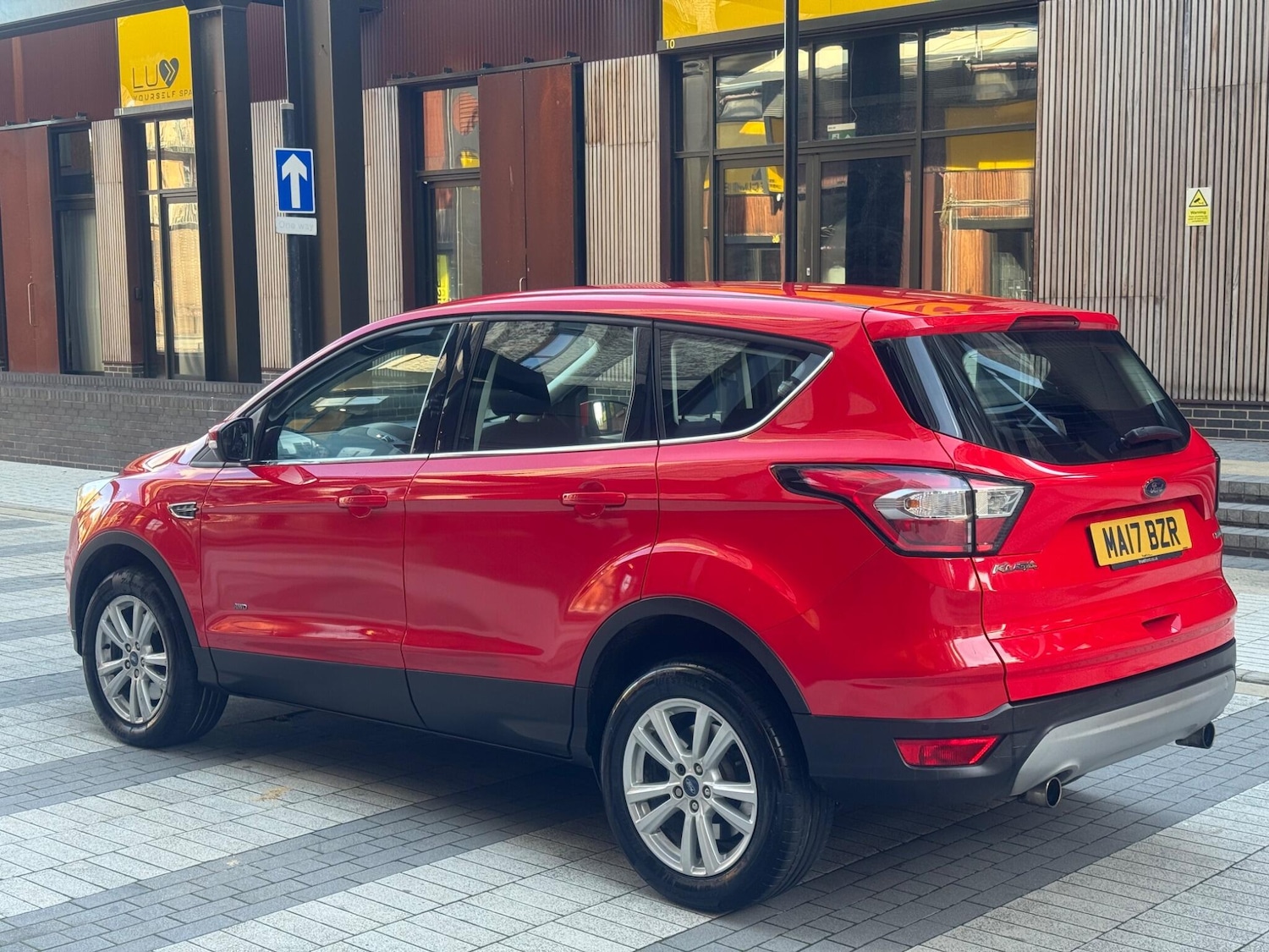 Used Ford Kuga 2017 for sale - 76425789: Photo 4