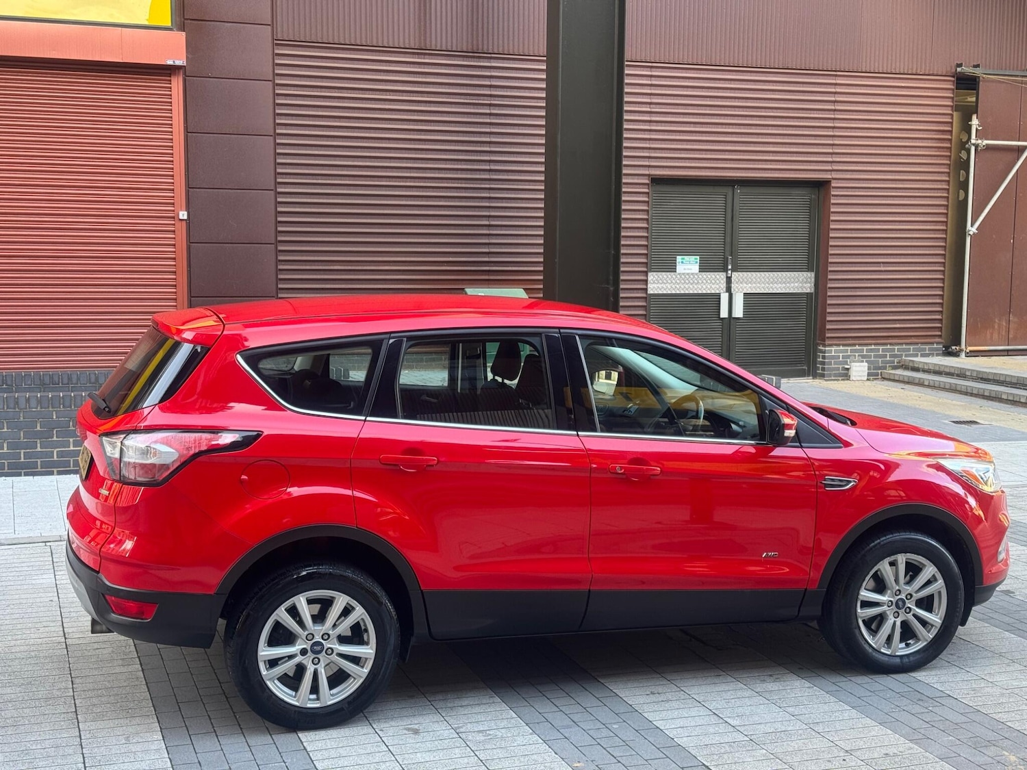 Used Ford Kuga 2017 for sale - 76425789: Photo 8