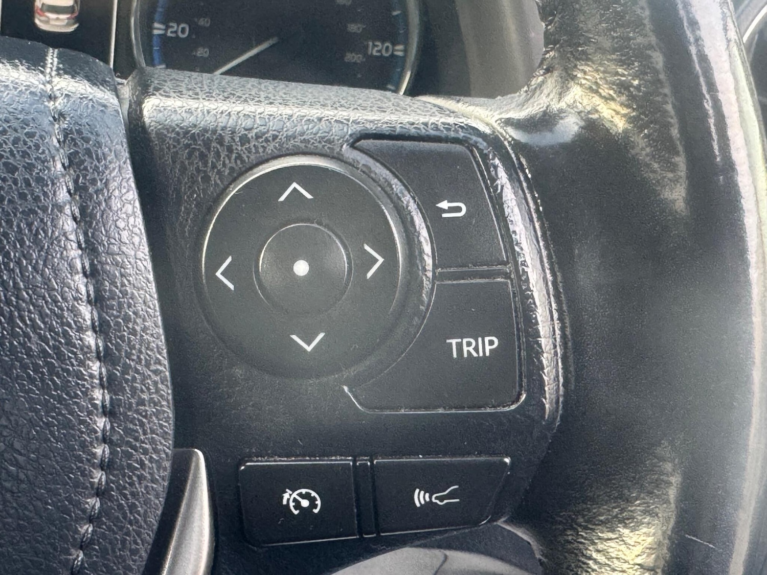 Used Toyota RAV4 2017 for sale - 78035140: Photo 18