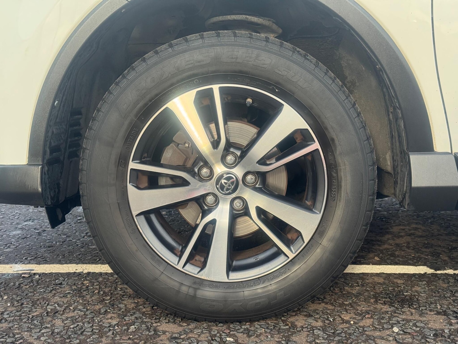 Used Toyota RAV4 2017 for sale - 78035140: Photo 32