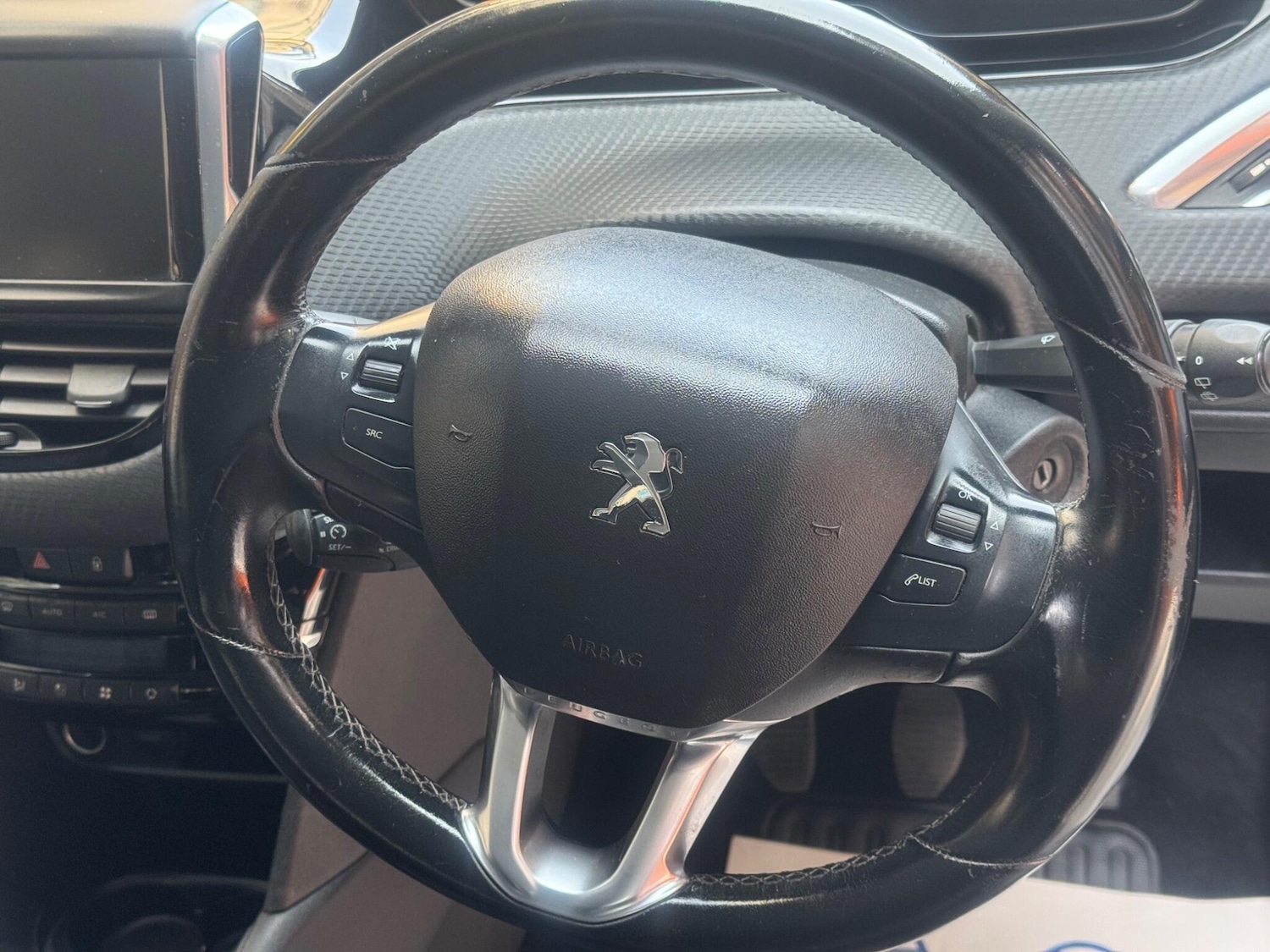 Used Peugeot 208 2019 for sale - 77893133: Photo 33