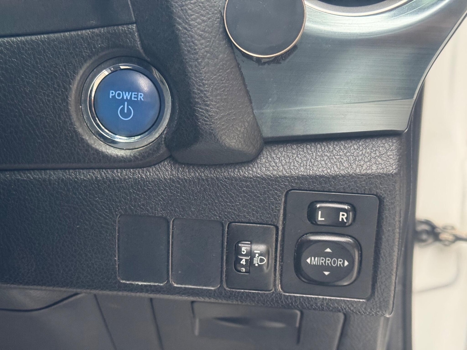 Used Toyota Auris 2015 for sale - 76446536: Photo 28