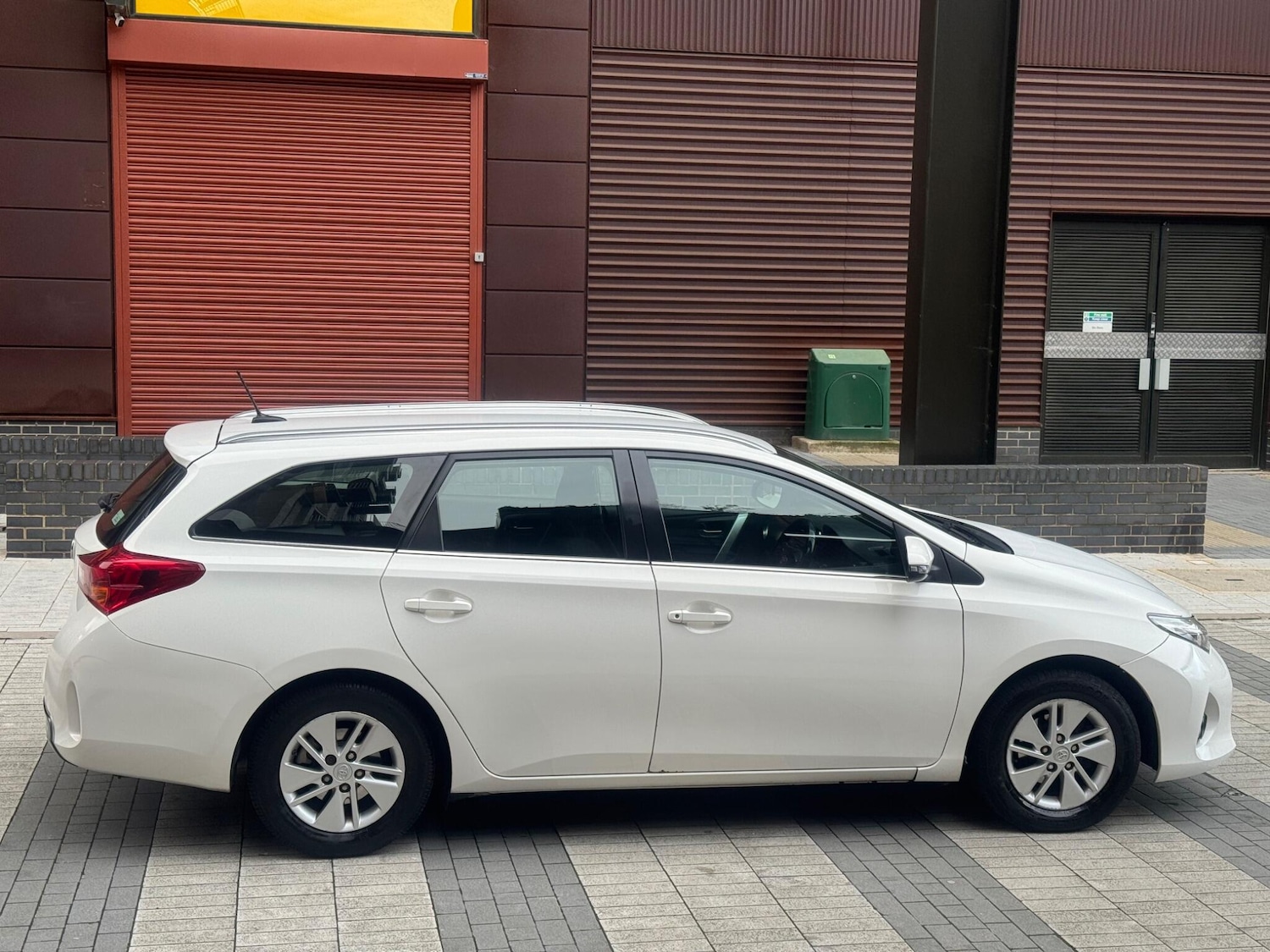 Used Toyota Auris 2015 for sale - 76446536: Photo 9