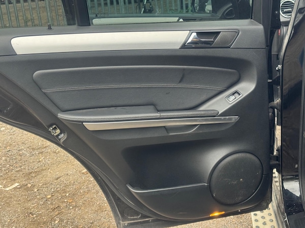 Used Mercedes-Benz M Class 2008 for sale - 76314517: Photo 14