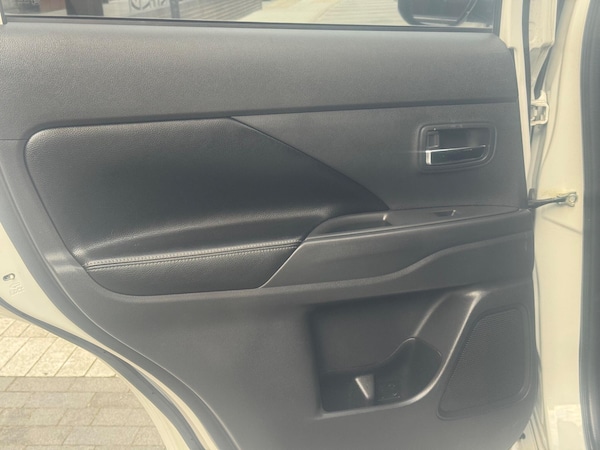 Used Mitsubishi Outlander 2014 for sale - 75609744: Photo 23