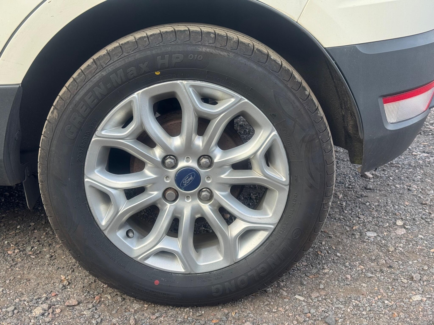 Used Ford Ecosport 2015 for sale - 76990370: Photo 13