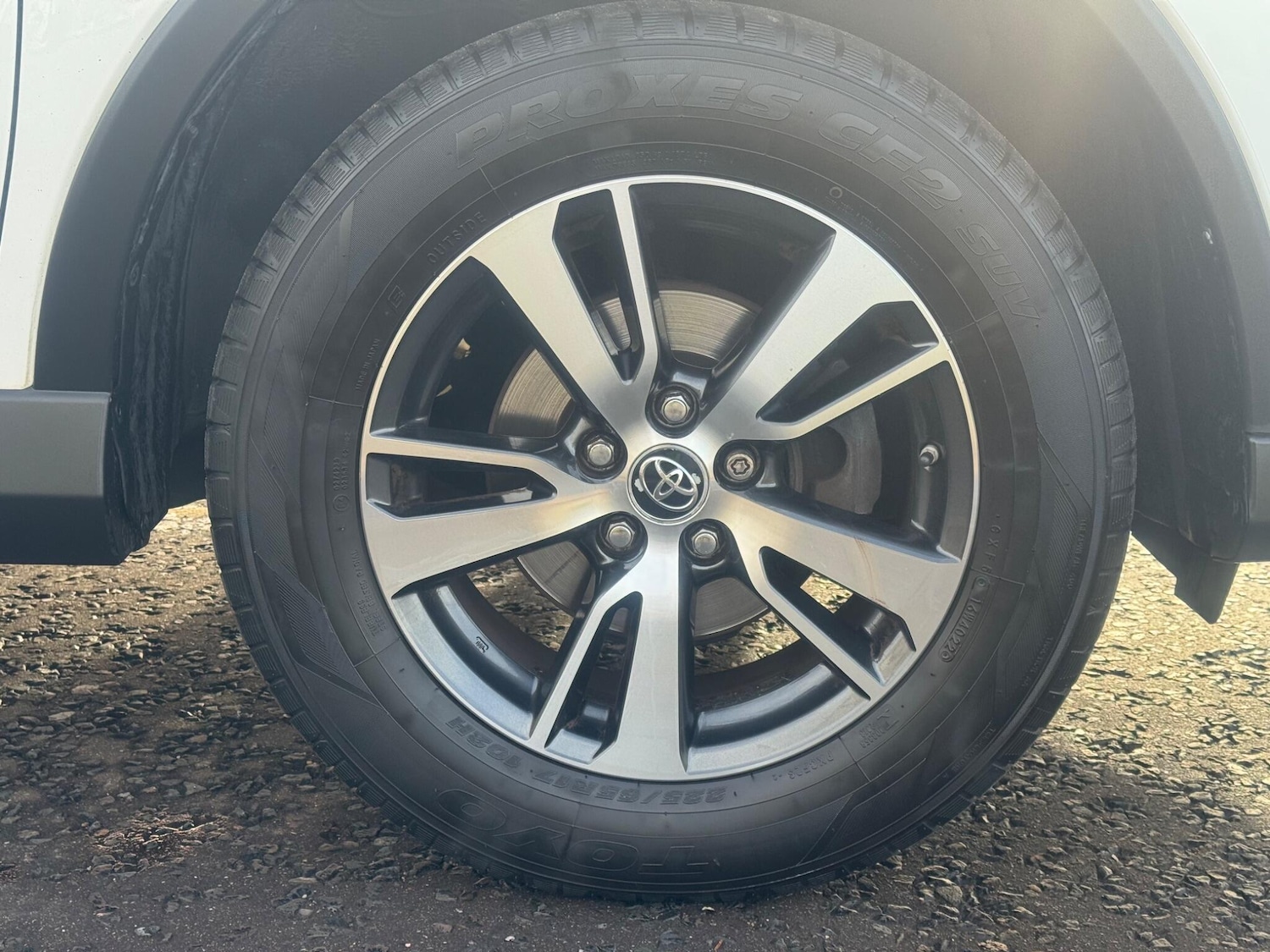 Used Toyota RAV4 2017 for sale - 77940526: Photo 29