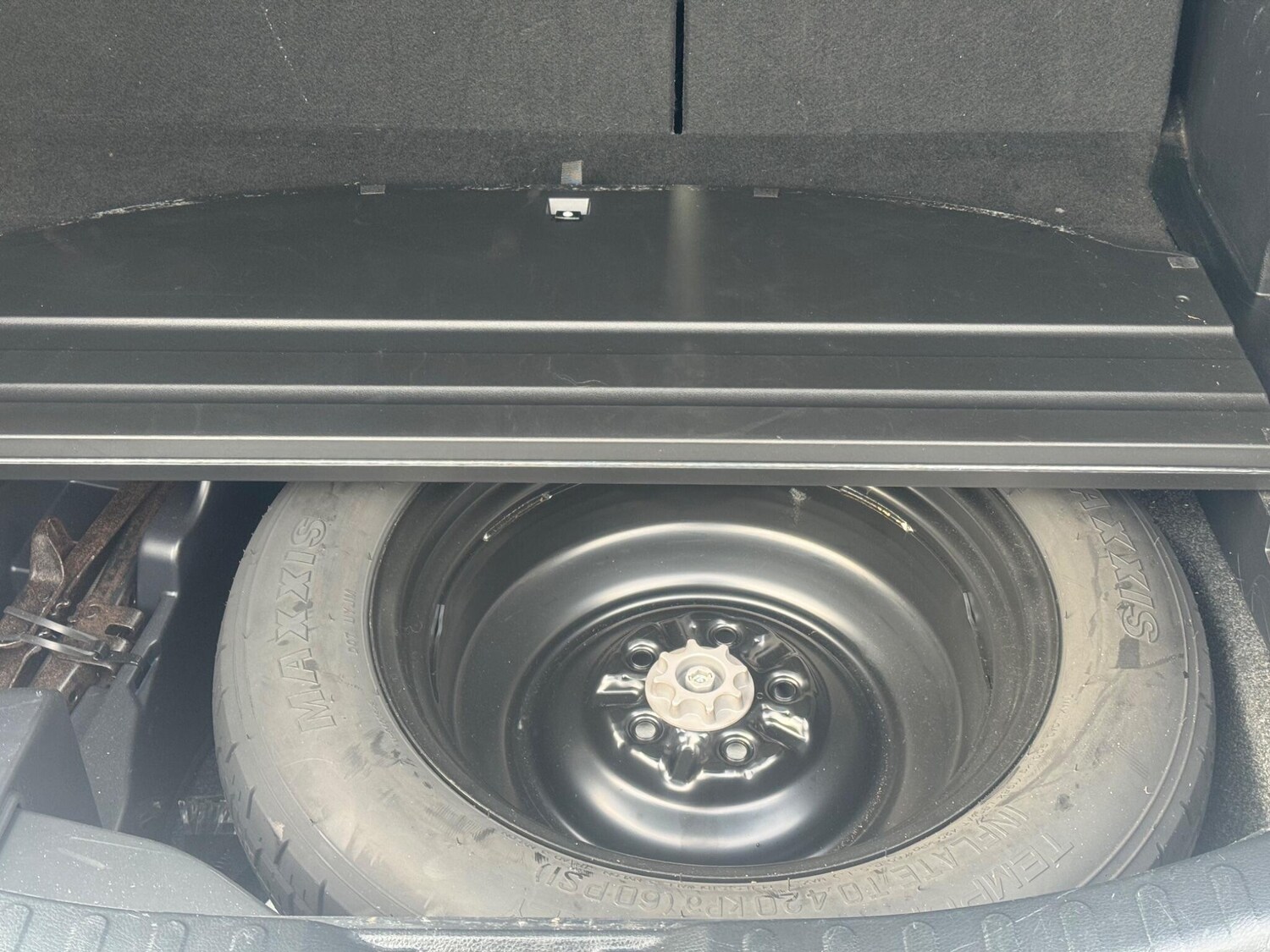 Used Toyota RAV4 2017 for sale - 77940526: Photo 51