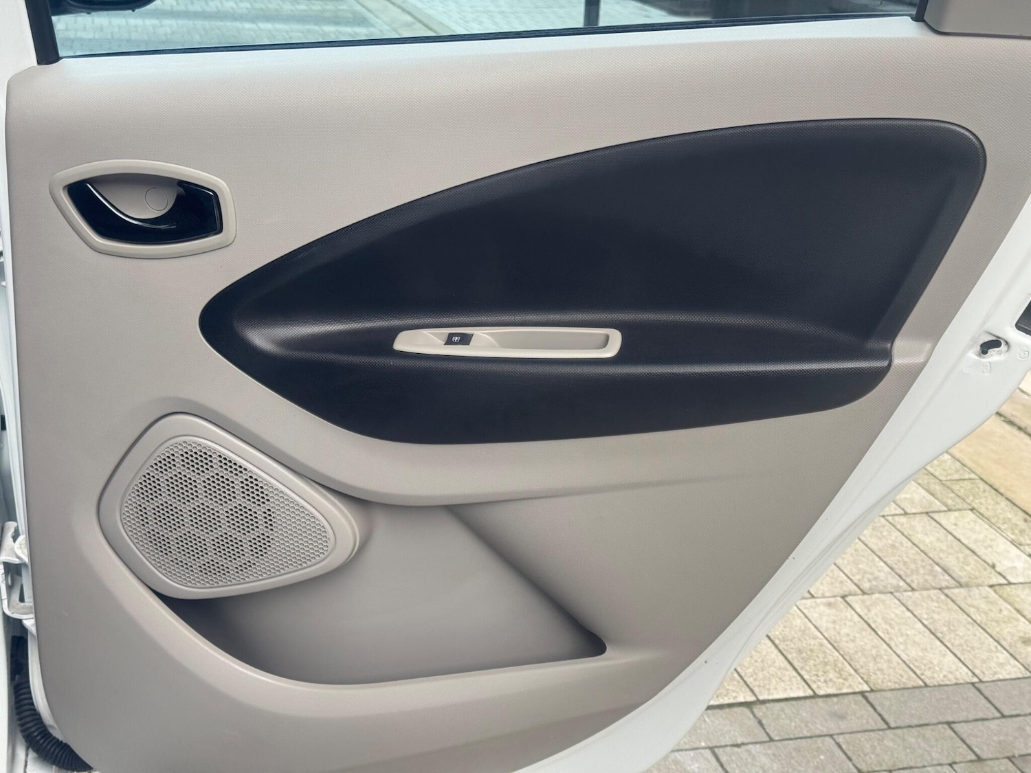 Used Renault Zoe for sale - 77266812: Photo 27