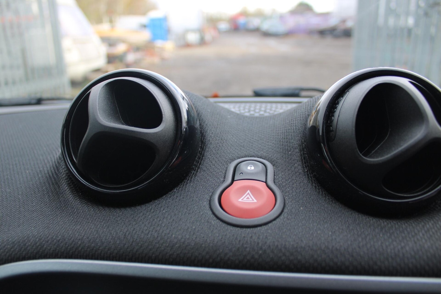 Used smart fortwo 2016 for sale - 76499658: Photo 19