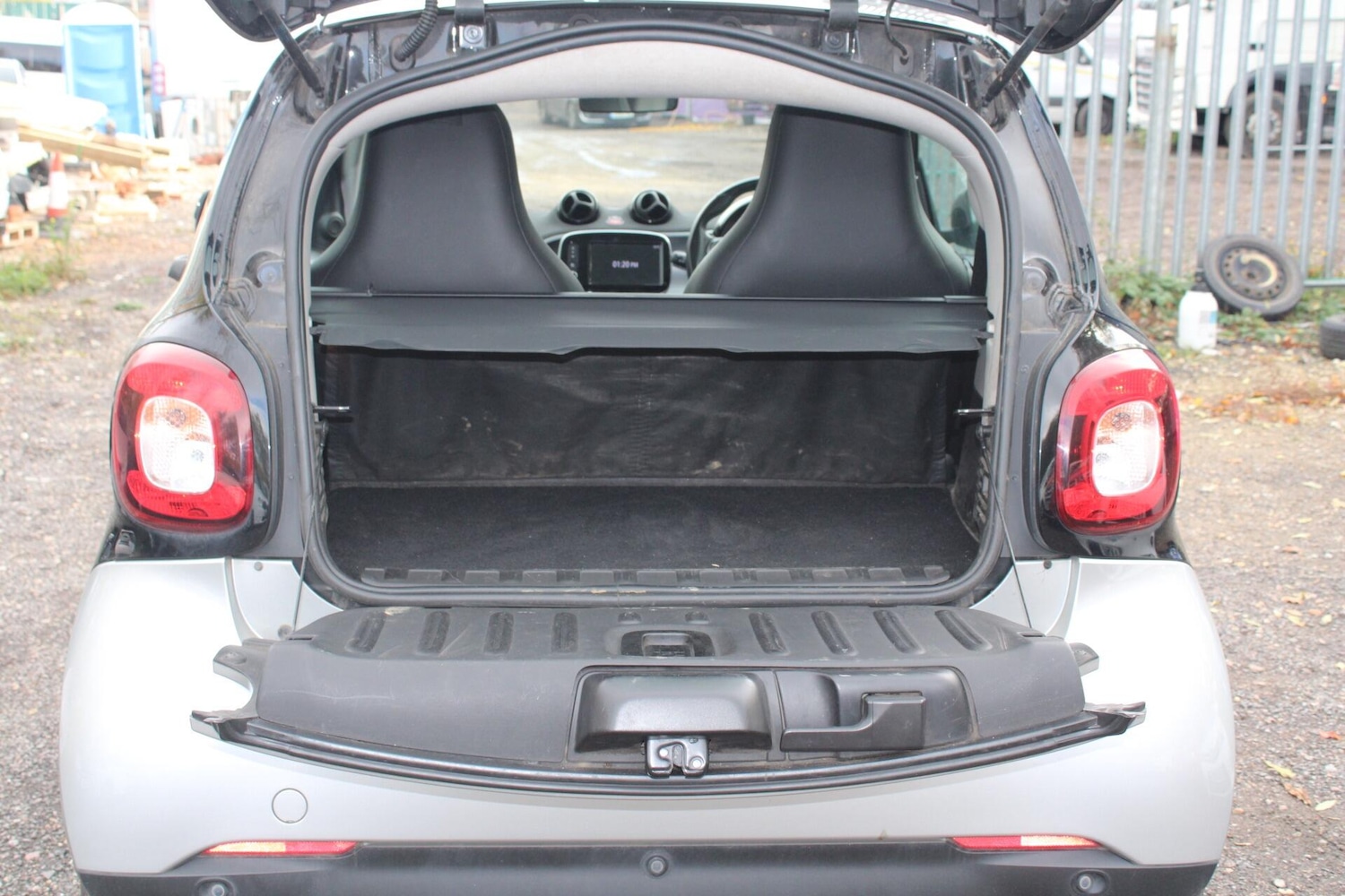 Used smart fortwo 2016 for sale - 76499658: Photo 29