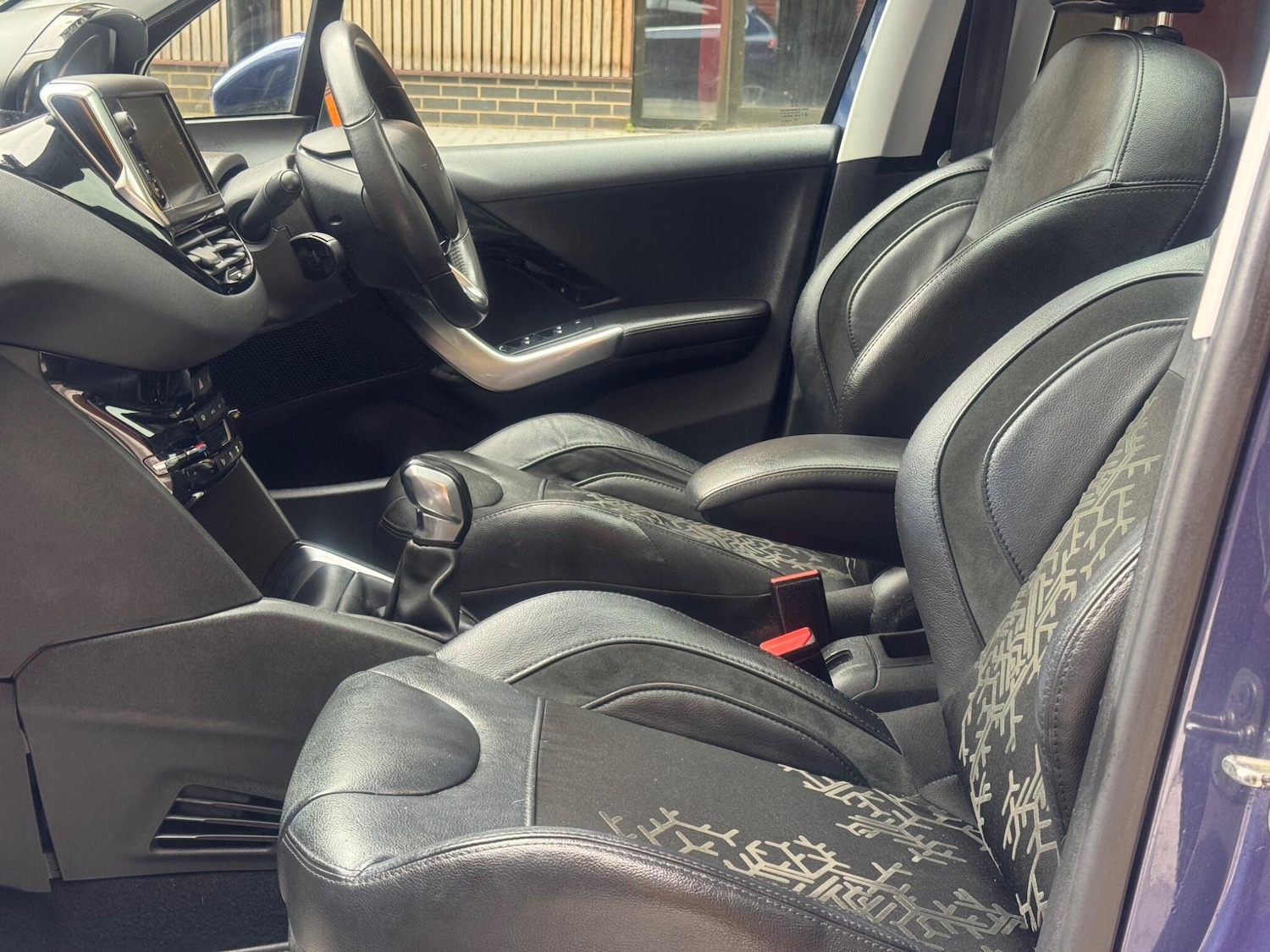 Used Peugeot 208 2015 for sale - 76715528: Photo 23