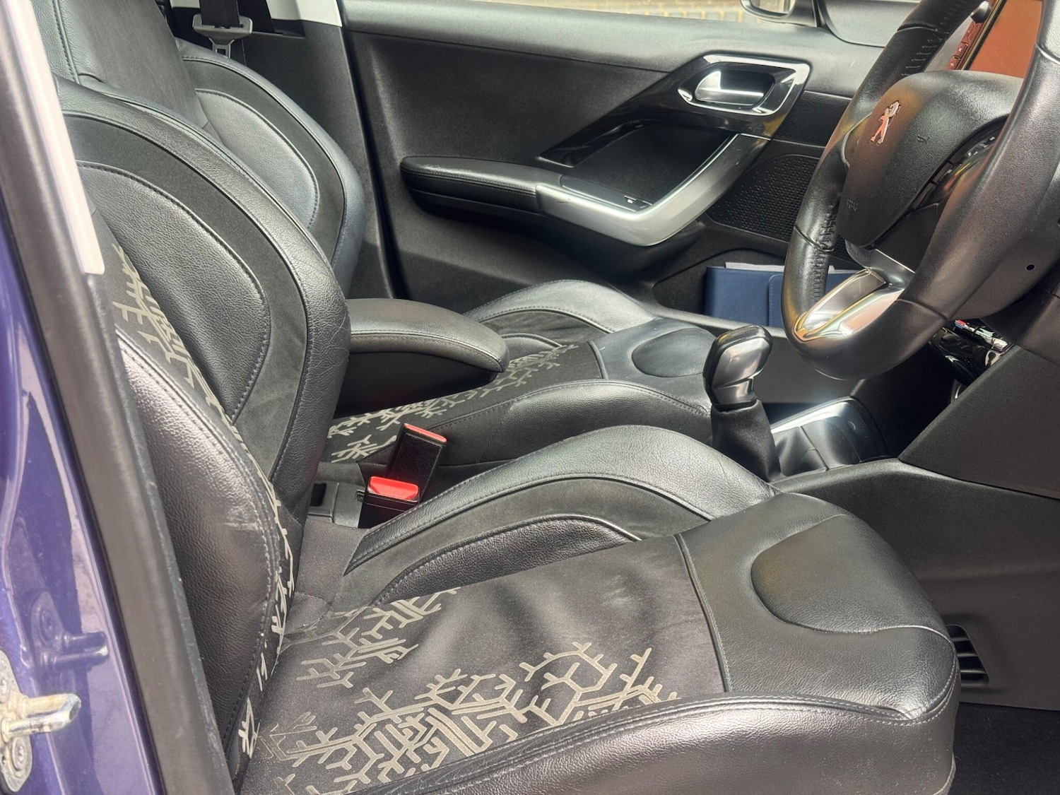 Used Peugeot 208 2015 for sale - 76715528: Photo 34