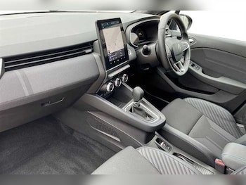 Used Renault Clio 2025 for sale - 78892664: Photo