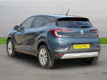 Used Renault Captur 2022 for sale - 79095090: Photo
