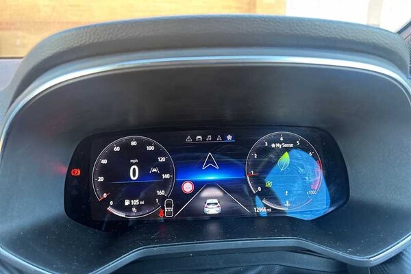 Used Renault Clio 2023 for sale - 76155344: Photo 11