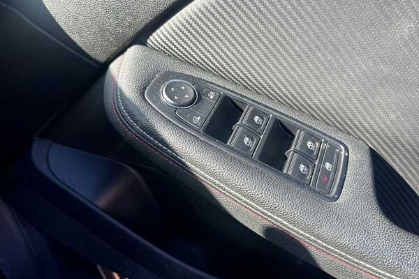 Used Renault Clio 2023 for sale - 76155344: Photo 18