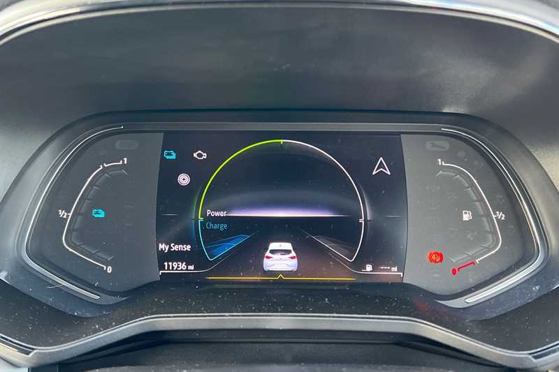 Used Renault Clio 2022 for sale - 76025417: Photo 11