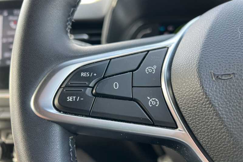 Used Renault Clio 2022 for sale - 76025417: Photo 17