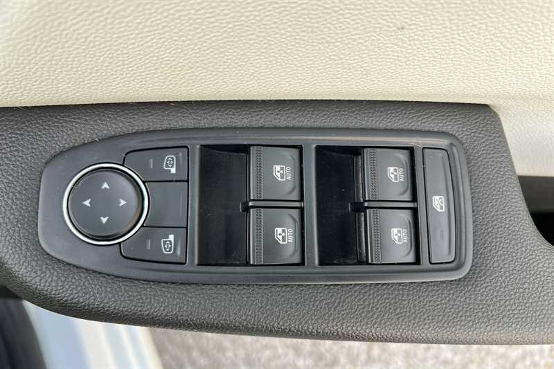 Used Renault Clio 2022 for sale - 76025417: Photo 18