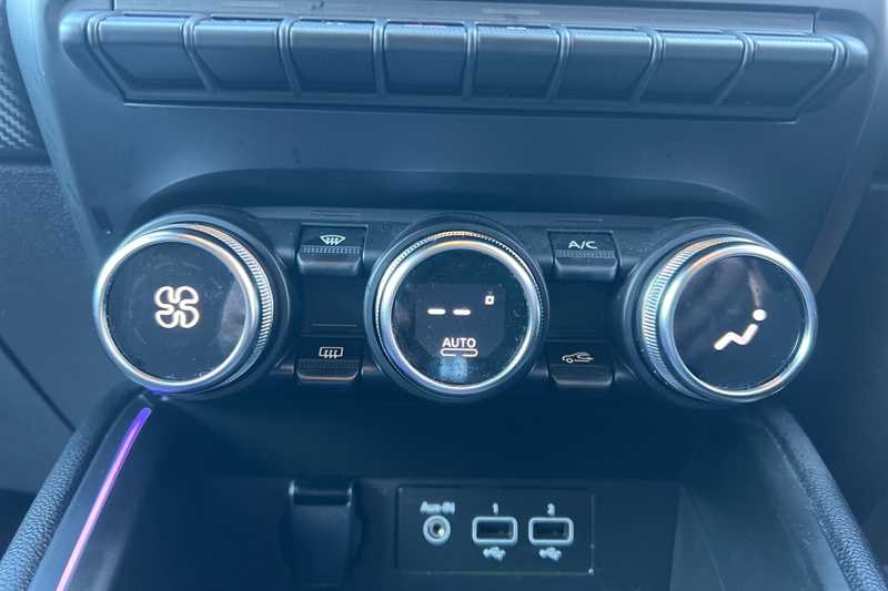 Used Renault Clio 2023 for sale - 75844094: Photo 16