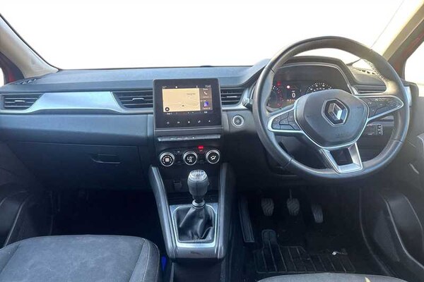 Used Renault Captur 2020 for sale - 76155102: Photo 4
