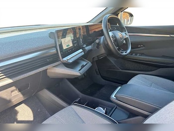 Used Renault Megane E Tech 2023 for sale - 78294001: Photo