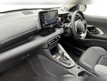 Used Mazda Mazda2 HYBRID 2023 for sale - 78798951: Photo