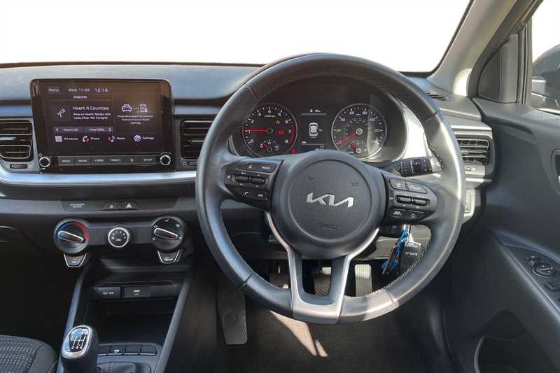 Used Kia Stonic 2023 for sale - 78103220: Photo 13