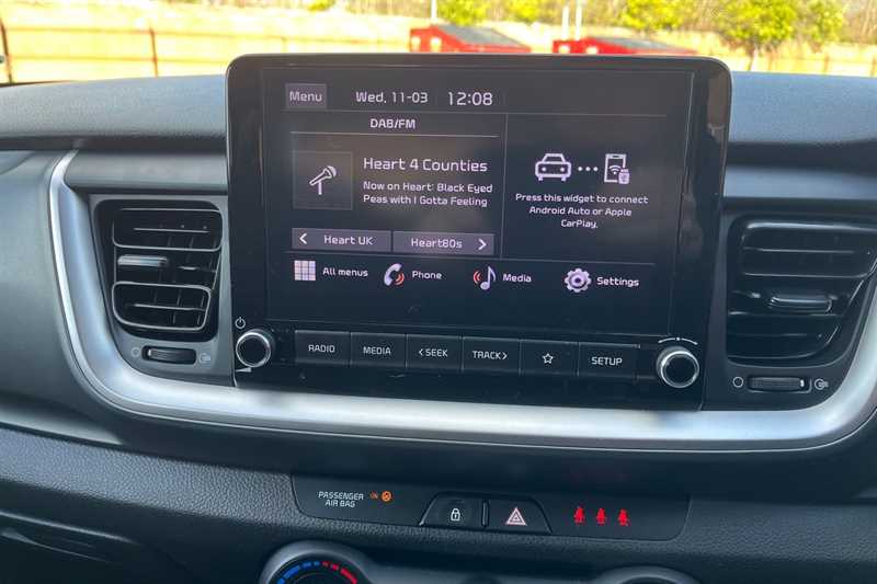 Used Kia Stonic 2023 for sale - 78103220: Photo 15