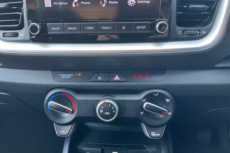 Used Kia Stonic 2023 for sale - 78103220: Photo 16