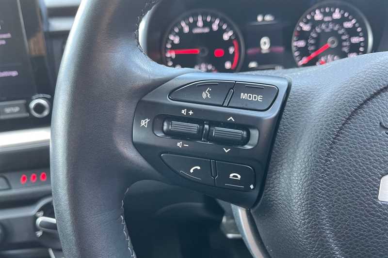 Used Kia Stonic 2023 for sale - 78103220: Photo 17