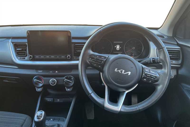 Used Kia Stonic 2023 for sale - 78103220: Photo 4