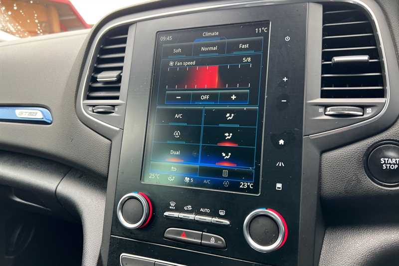 Used Renault Megane 2019 for sale - 76475292: Photo 16