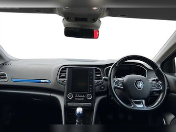 Used Renault Megane 2019 for sale - 76475292: Photo