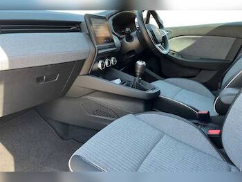 Used Renault Clio 2024 for sale - 79488317: Photo