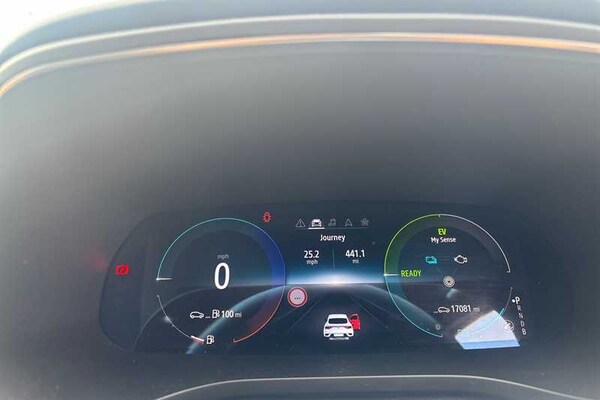 Used Renault Arkana 2023 for sale - 76155329: Photo 11