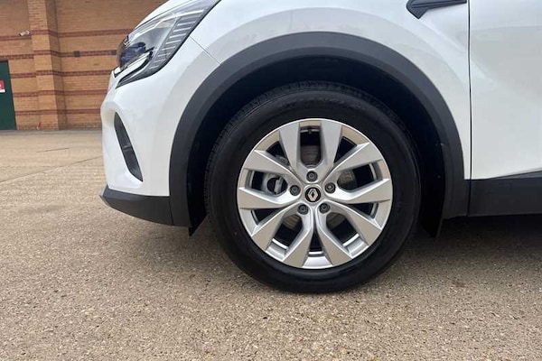 Used Renault Captur 2021 for sale - 76034190: Photo 9