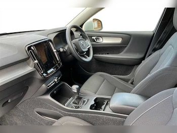 Used Volvo XC40 2021 for sale - 77996837: Photo