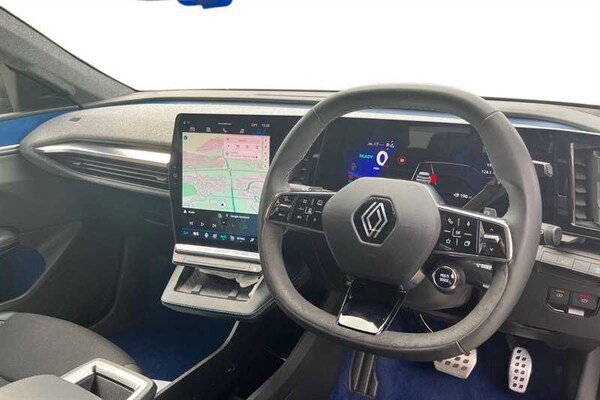 Used Renault Scenic E-Tech 2024 for sale - 75637095: Photo 13