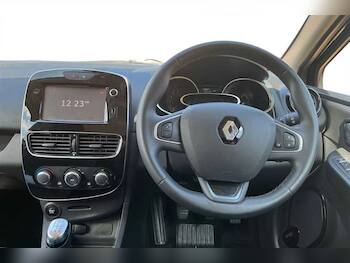 Used Renault Clio 2018 for sale - 79499020: Photo