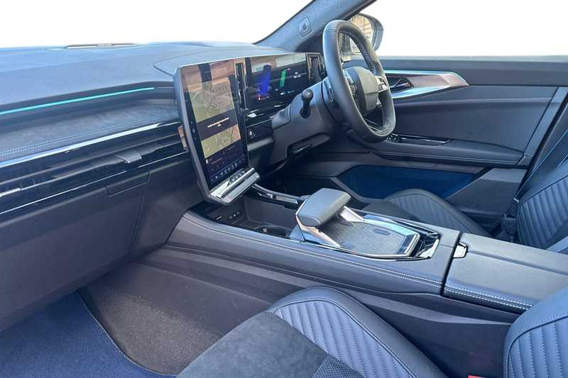 Used Renault Other 2025 for sale - 76705775: Photo 2