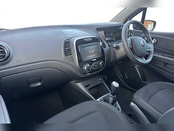 Used Renault Captur 2019 for sale - 76400878: Photo